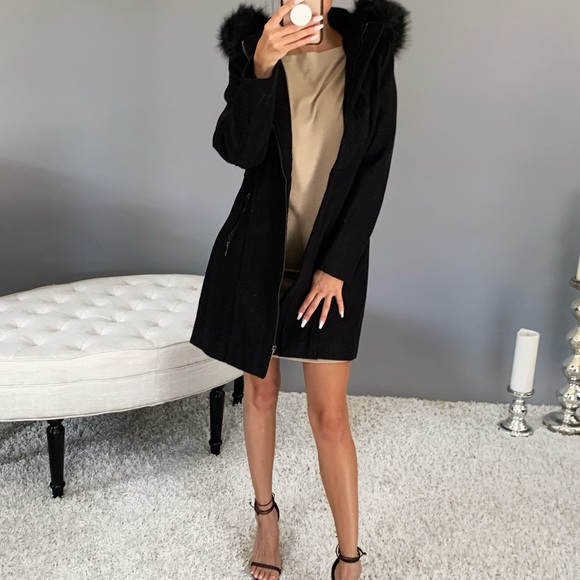 WINTER in Black - Picture 4 of 4